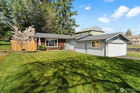 8718 8th Way SE, Olympia, WA 98513