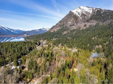 22740 Brown Rd, Leavenworth, WA 98826