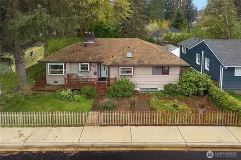 907 6th Ave SW, Tumwater, WA 98512