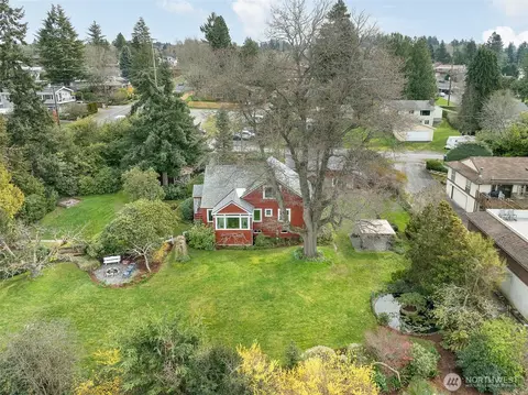 22309 9th Ave S, Des Moines, WA 98198