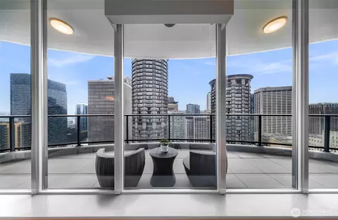 1920 4th Ave #2605, Seattle, WA 98101