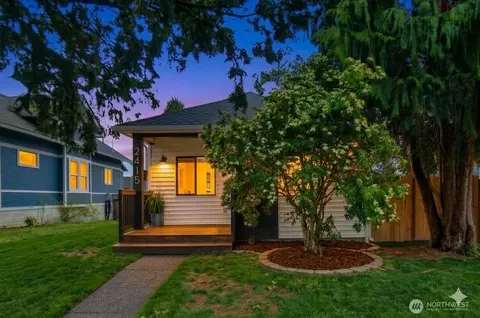 2415 Cedar St #A, Everett, WA 98201