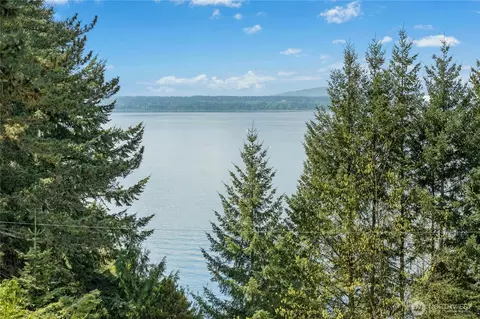 4014 57th Ave SW, Seattle, WA 98116