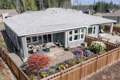 18102 151st St E, Bonney Lake, WA 98391