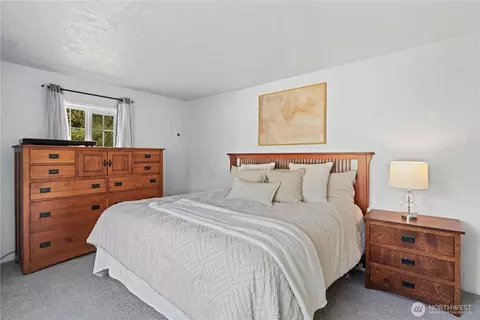 Bedroom - 23022 7th Ave SE, Bothell, WA 98021 photo 1 of 5