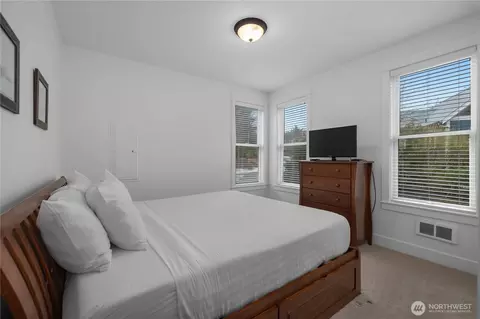 Bedroom - 267 Compass St, Pacific Beach, WA 98571 photo 1 of 5