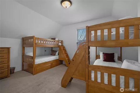 Bedroom - 267 Compass St, Pacific Beach, WA 98571 photo 4 of 5