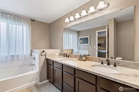 Bath - 140 Garrett Loop, Chehalis, WA 98532 photo 1 of 3