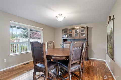 Dining - 140 Garrett Loop, Chehalis, WA 98532 photo 1 of 1