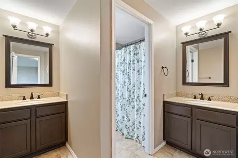 Bath - 140 Garrett Loop, Chehalis, WA 98532 photo 3 of 3
