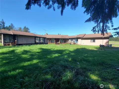 4924 165th Ln SW, Rochester, WA 98579