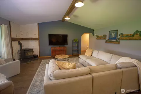 Living - 787 N Kendall Rd, Sequim, WA 98382 photo 2 of 3
