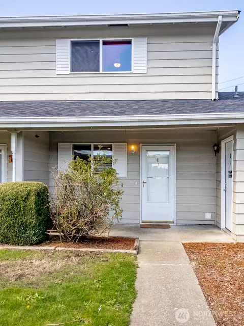 12416 SE 272nd # C, Kent, WA 98030