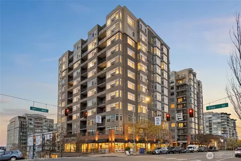 2801 1st Ave #504, Seattle, WA 98121