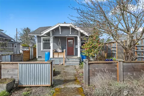 6822 S Lawrence St, Tacoma, WA 98409
