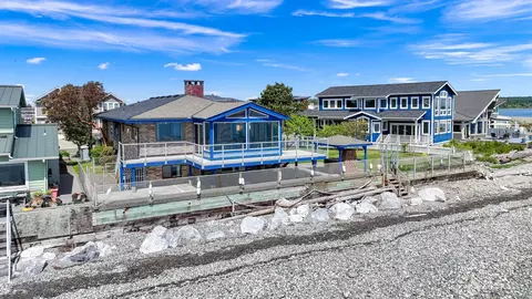 3962 Saltspring Dr, Ferndale, WA 98248