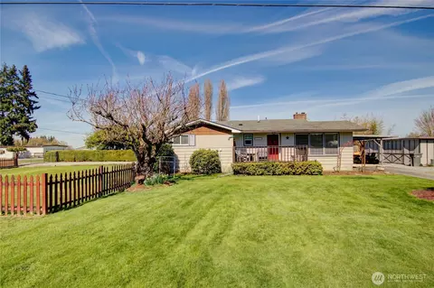16027 W Division St, Mount Vernon, WA 98273