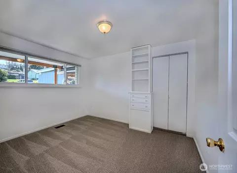 Bedroom - 1713 Bailey Ave, Everett, WA 98203 photo 2 of 4