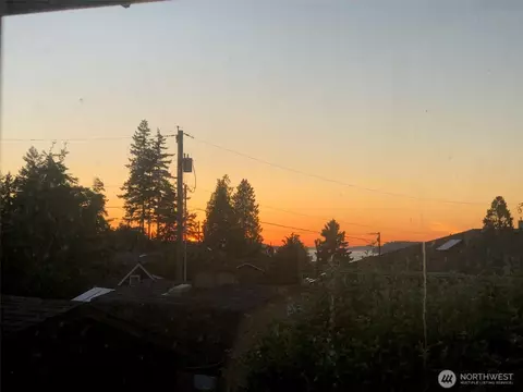 View/Area - 1713 Bailey Ave, Everett, WA 98203 photo 2 of 3