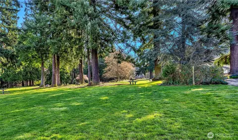 Exterior - 1713 Bailey Ave, Everett, WA 98203 photo 8 of 8