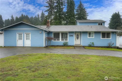 2412 Lexington St, Steilacoom, WA 98388
