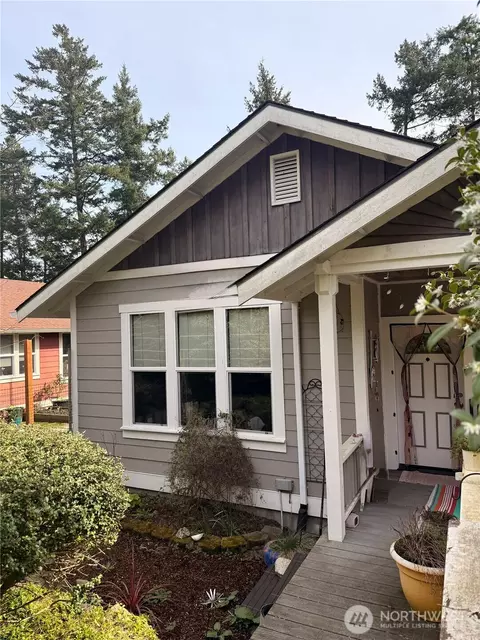 71 Nesting Place Ln #D, Friday Harbor, WA 98250