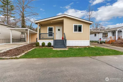 8511 144th Ave E, Puyallup, WA 98372