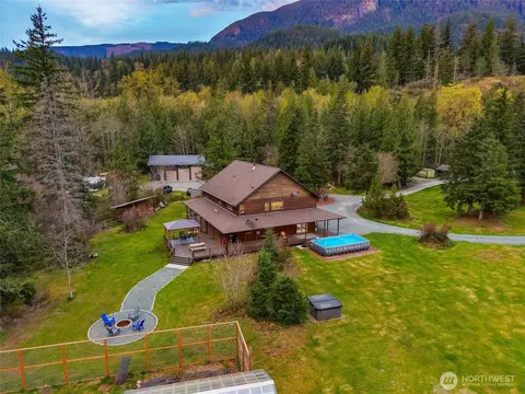15322 May Creek Rd, Gold Bar, WA 98251