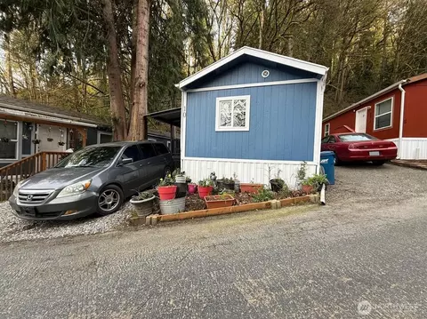16405 Maple Valley Hwy #10, Renton, WA 98058