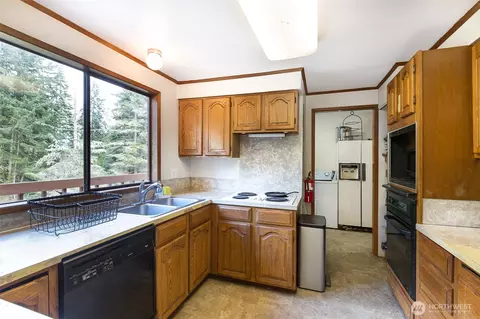 Kitchen - 314 Stellar Ridge Ln, Sequim, WA 98382 photo 1 of 2