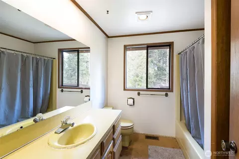 Bath - 314 Stellar Ridge Ln, Sequim, WA 98382 photo 1 of 3
