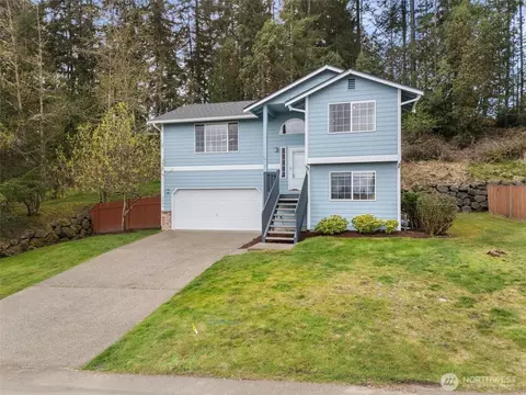 6229 SE Grandridge Dr, Port Orchard, WA 98367