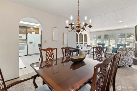 Dining - 9602 NE 203rd St, Bothell, WA 98011 photo 1 of 2