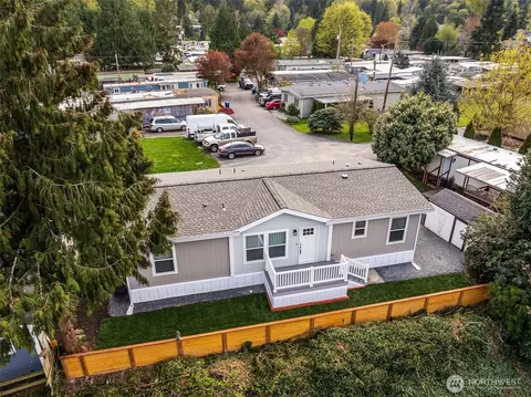 11510 E Riverside Dr #27, Bothell, WA 98011 photo 2