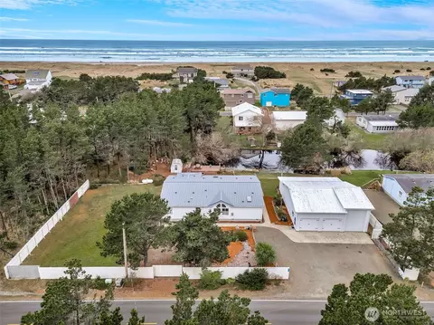 29515 I St, Ocean Park, WA 98640