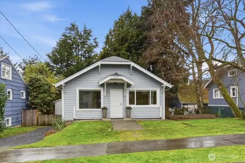 8553 Dayton Ave N, Seattle, WA 98103