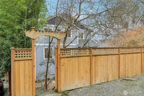5217 23rd Ave SW, Seattle, WA 98106