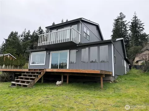 3603 Forest Beach Dr NW, Gig Harbor, WA 98335