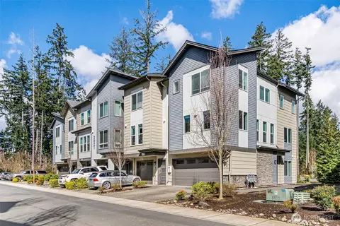 2021 129th Pl SW #F, Everett, WA 98204
