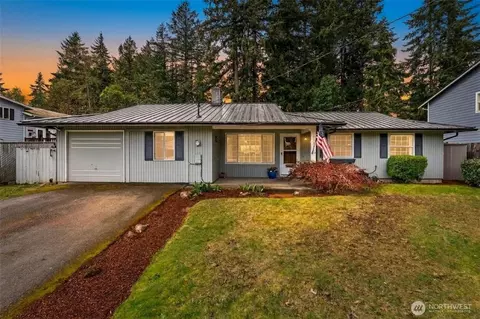 31435 10th Ave S, Federal Way, WA 98003