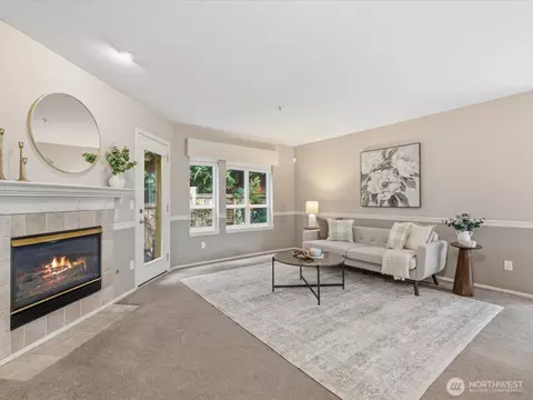 1600 121st St SE #J104, Everett, WA 98208