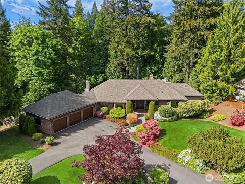 16414 NE 135th St, Redmond, WA 98052