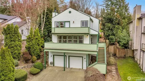 10518 157th Ave NE, Redmond, WA 98052