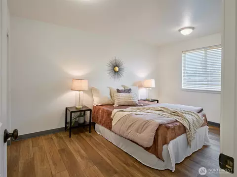 Bedroom - 497 Hart Rd, Winlock, WA 98596 photo 5 of 6