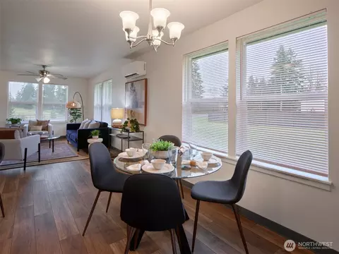 Dining - 497 Hart Rd, Winlock, WA 98596 photo 2 of 3