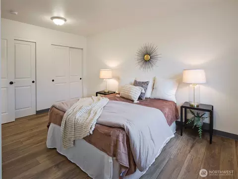 Bedroom - 497 Hart Rd, Winlock, WA 98596 photo 6 of 6