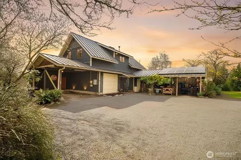 411 E Axton Rd, Bellingham, WA 98226