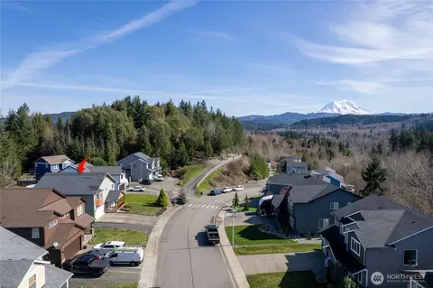 652 Joy St, Eatonville, WA 98328