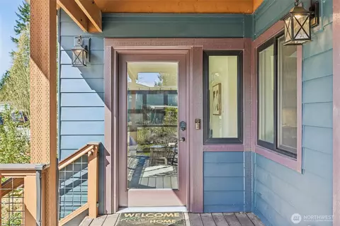 Entry Way - 1402 194th St SE #9, Bothell, WA 98012 photo 1 of 3