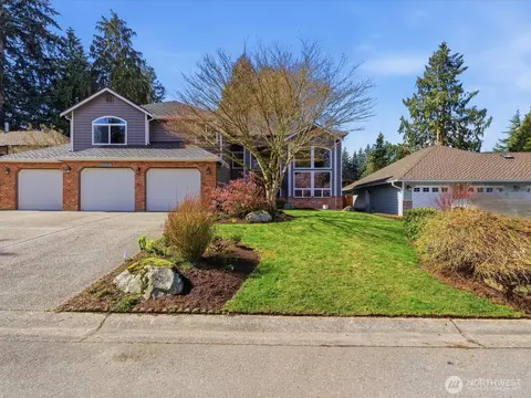 11710 43rd Dr SE, Everett, WA 98208